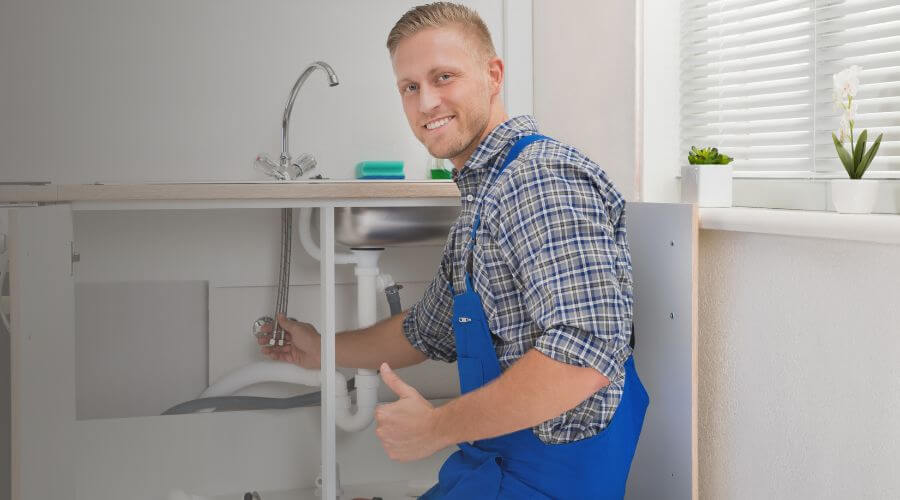 Burst Pipe Emergency Service in Pisek, ND